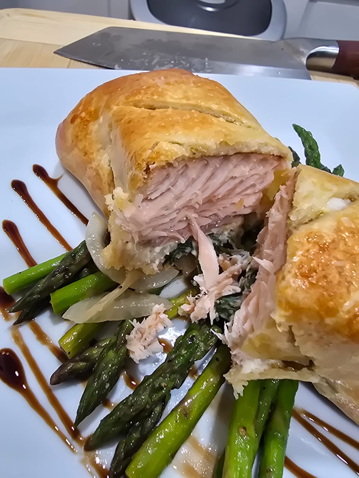 Salmon Wellington with Creamy lemon Dill sauce