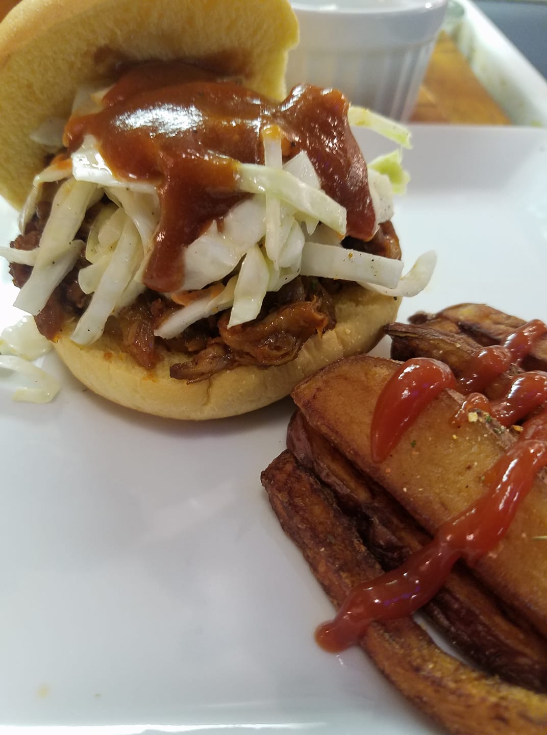 Vegan Pulled "Pork" and Sauce